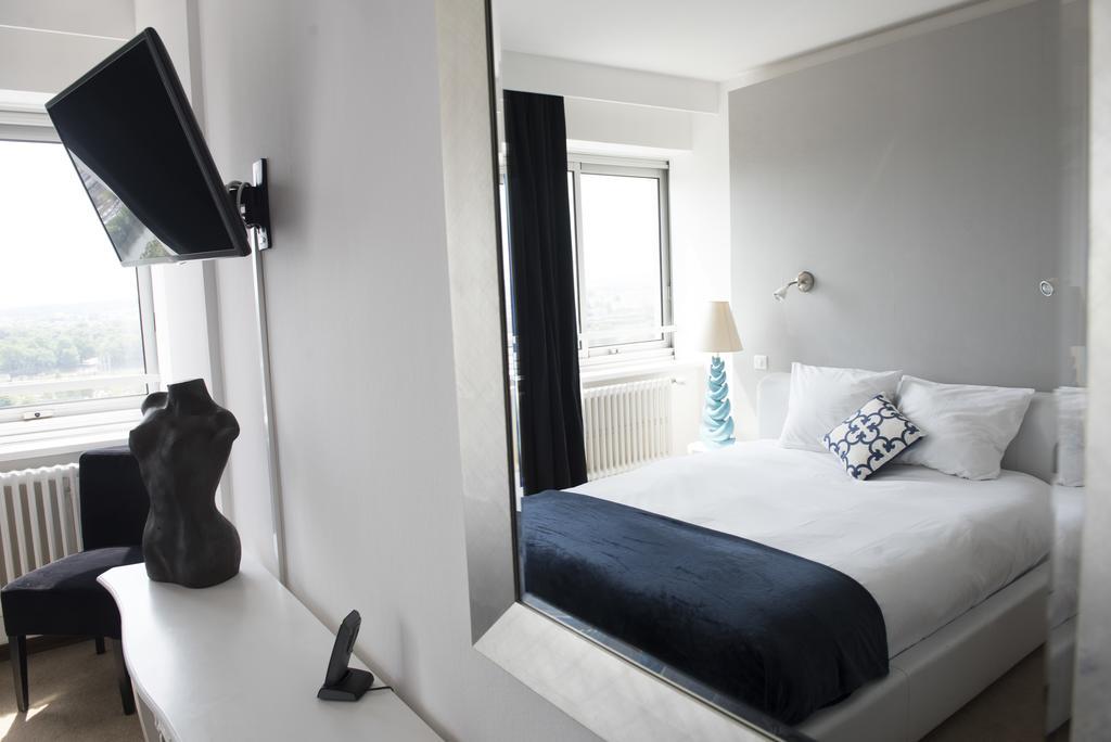 The Originals City, Hotel Le Concorde Panoramique, Thionville Bagian luar foto
